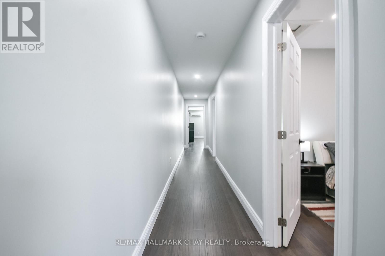 4936 Vasey Road, Midland, Ontario  L4R 4K3 - Photo 17 - S12932916