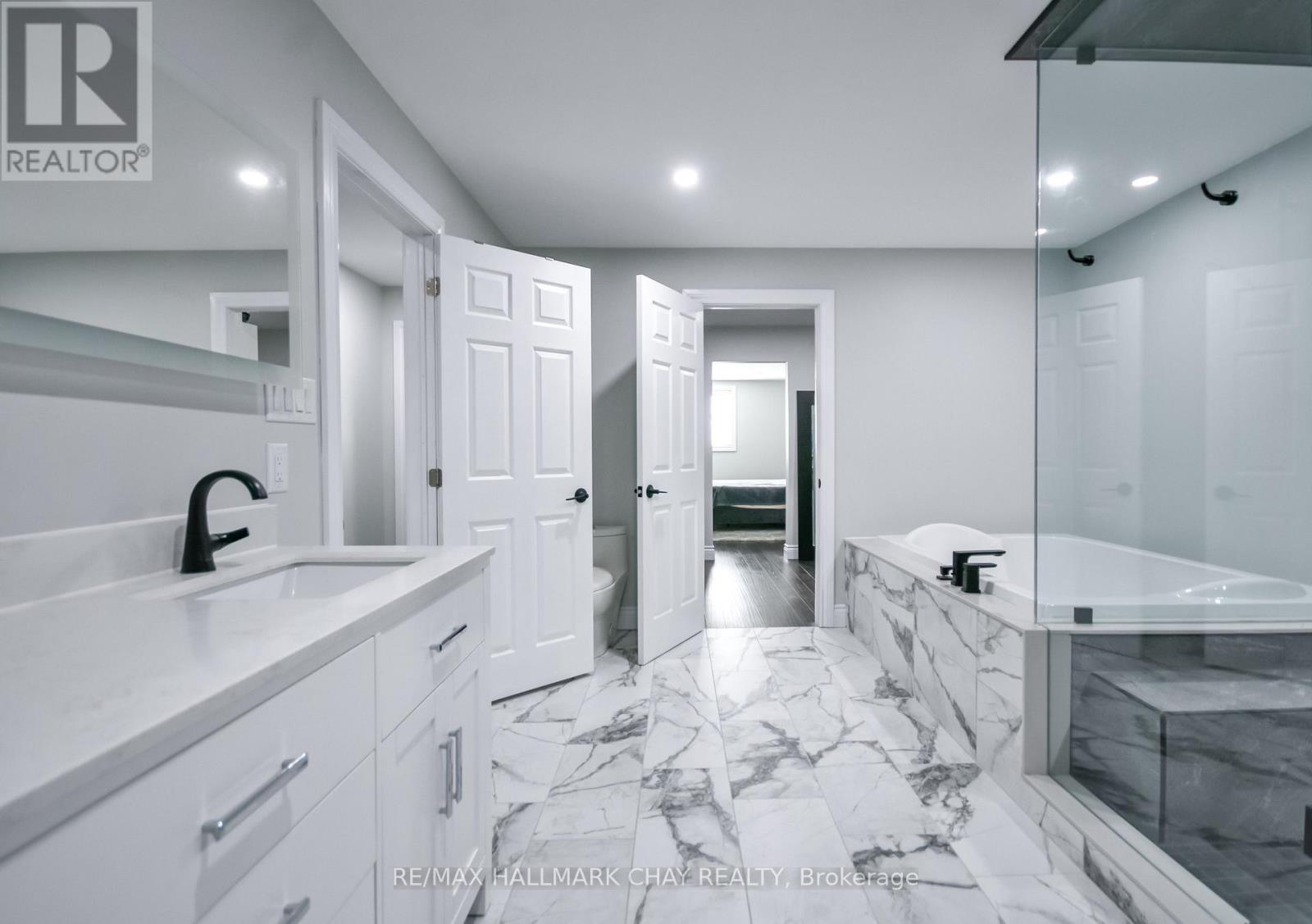 4936 Vasey Road, Midland, Ontario  L4R 4K3 - Photo 21 - S12932916