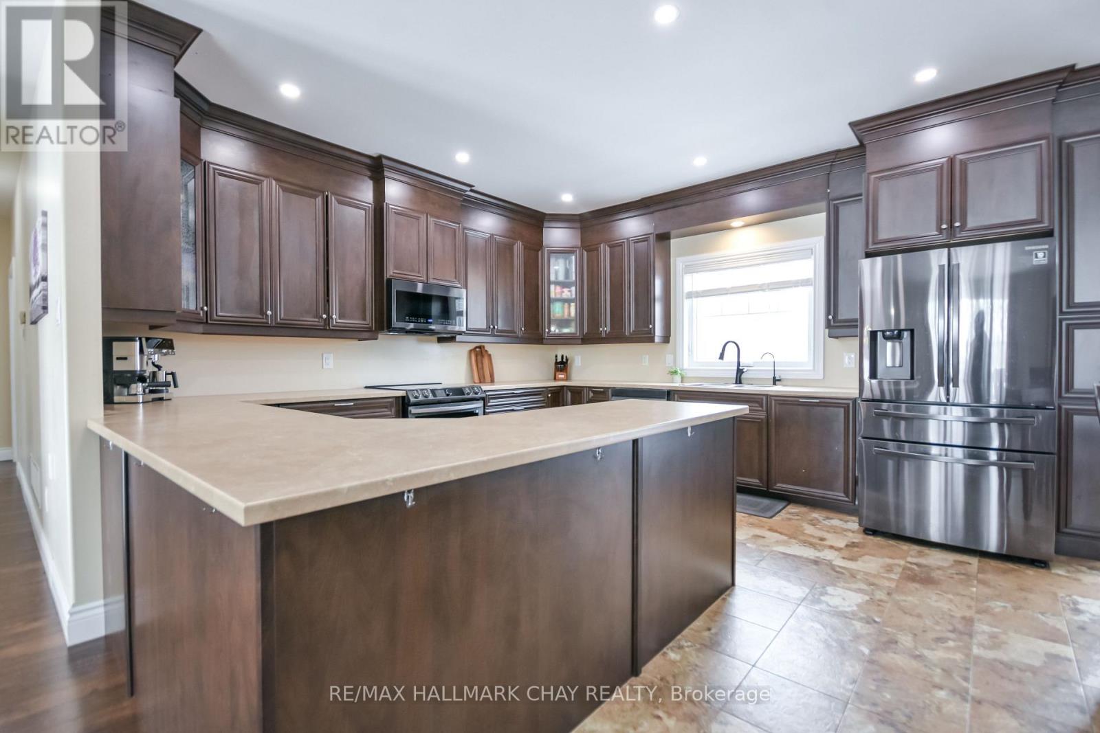 4936 Vasey Road, Midland, Ontario  L4R 4K3 - Photo 9 - S12932916