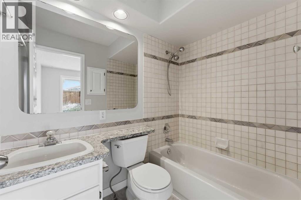 130 Millbank Hill Sw, Calgary, Alberta  T2Y 2Z2 - Photo 26 - A2296213