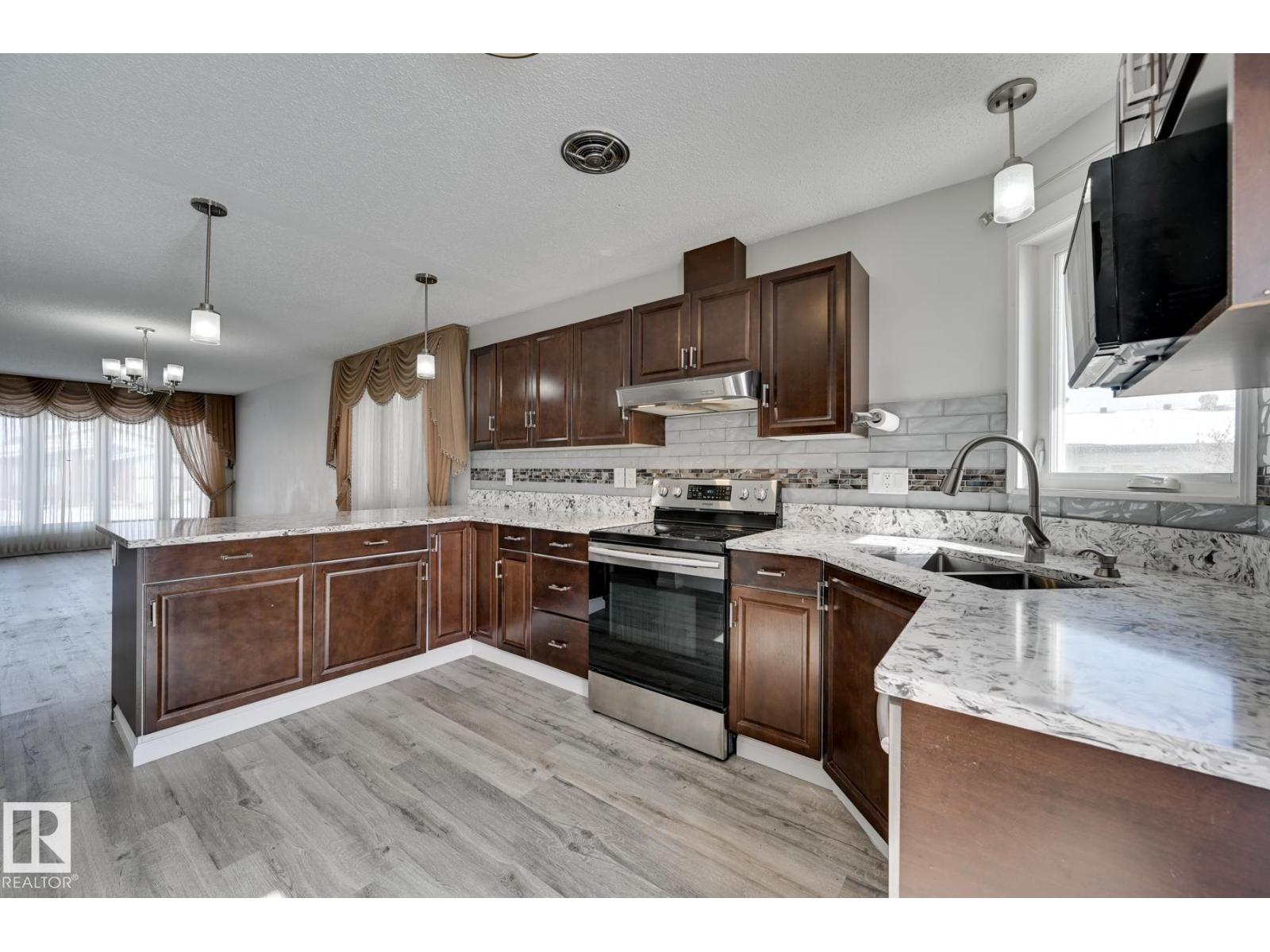 8507 152b Av Nw, Edmonton, Alberta  T5E 5V7 - Photo 7 - E4479629