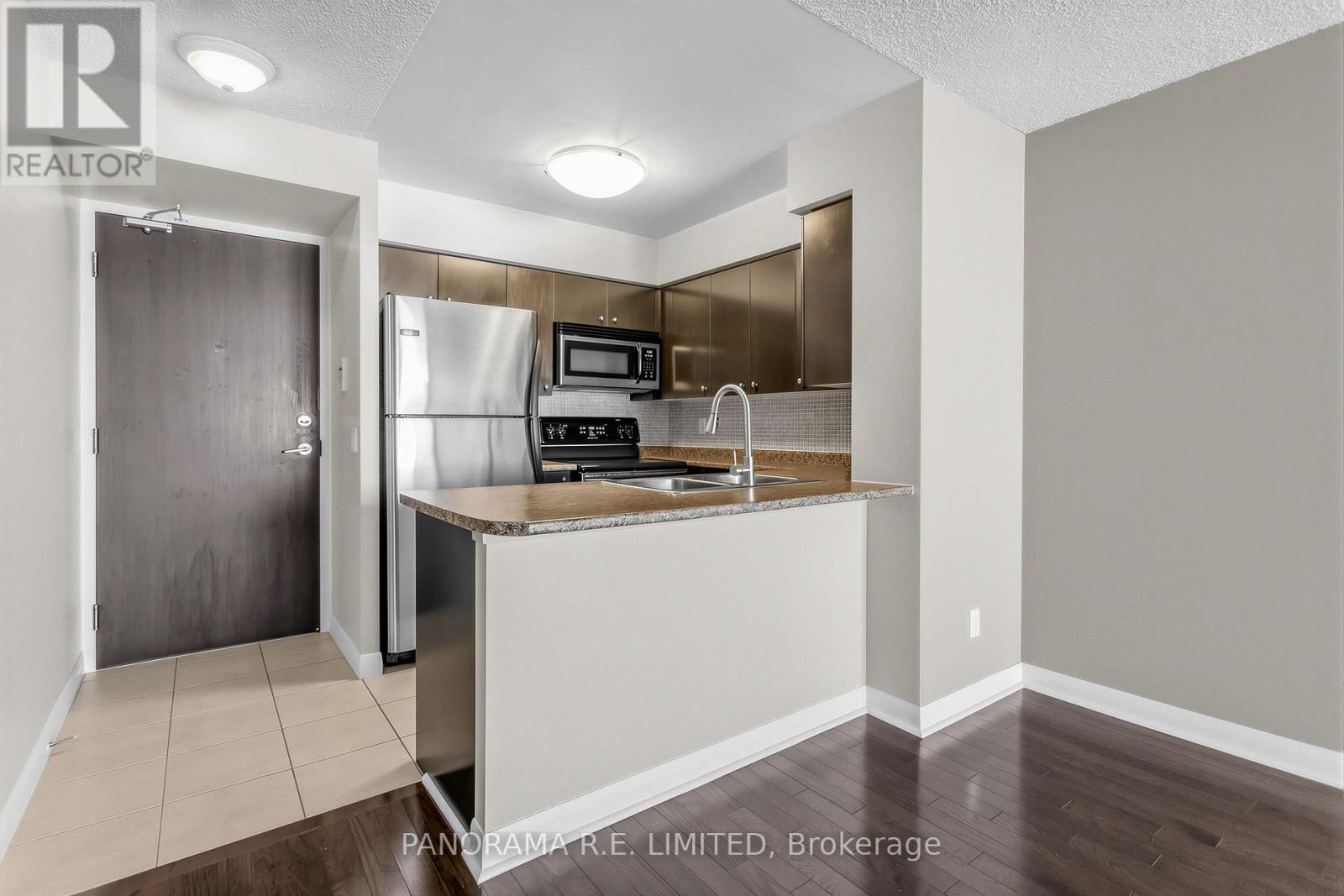 804 - 225 Sherway Gardens Road, Toronto, Ontario  M9C 0A3 - Photo 8 - W12847704