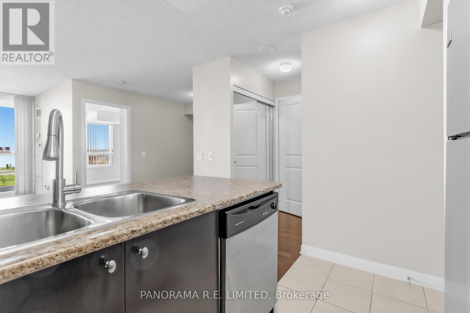 804 - 225 Sherway Gardens Road, Toronto, Ontario  M9C 0A3 - Photo 9 - W12847704