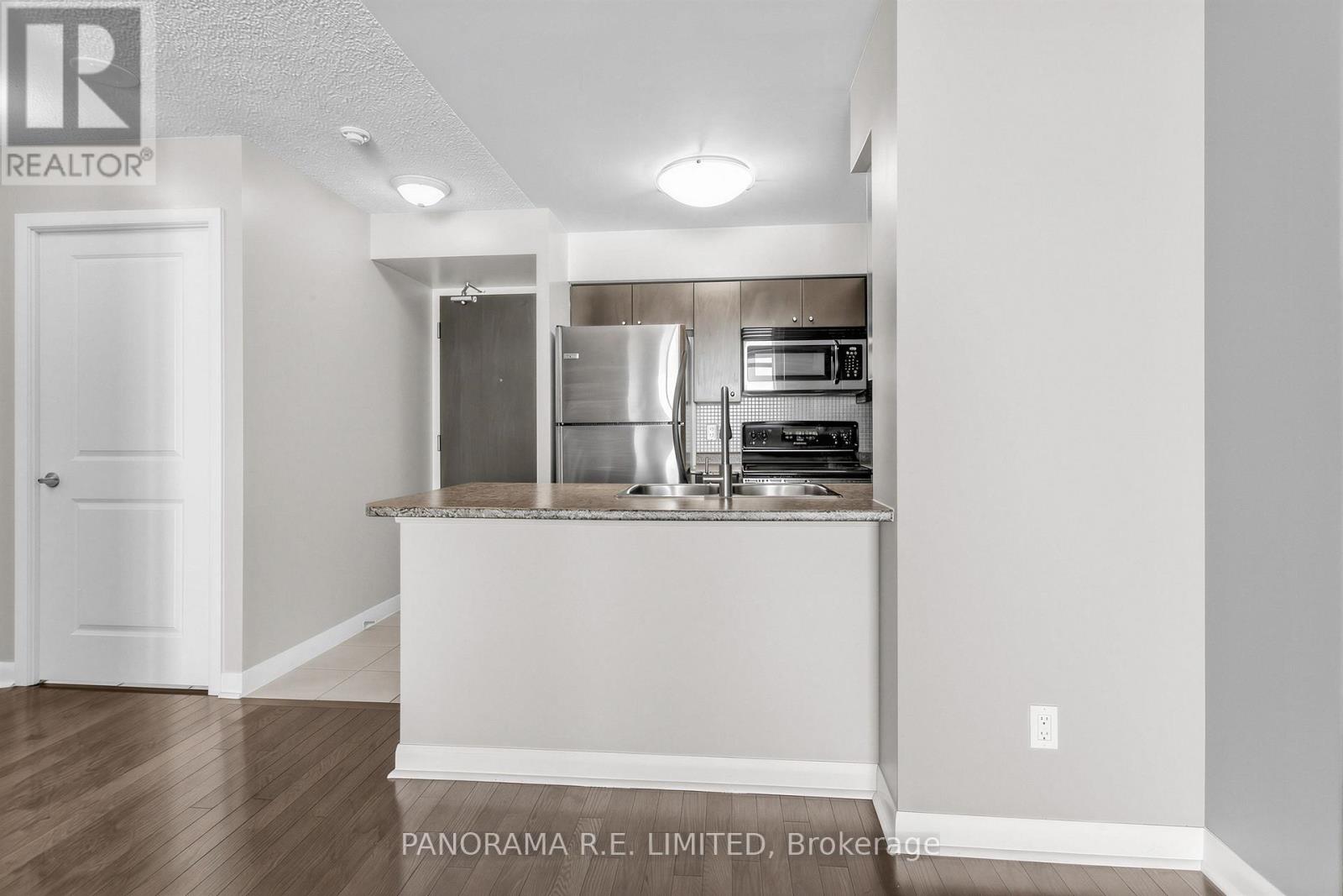 804 - 225 Sherway Gardens Road, Toronto, Ontario  M9C 0A3 - Photo 7 - W12847704