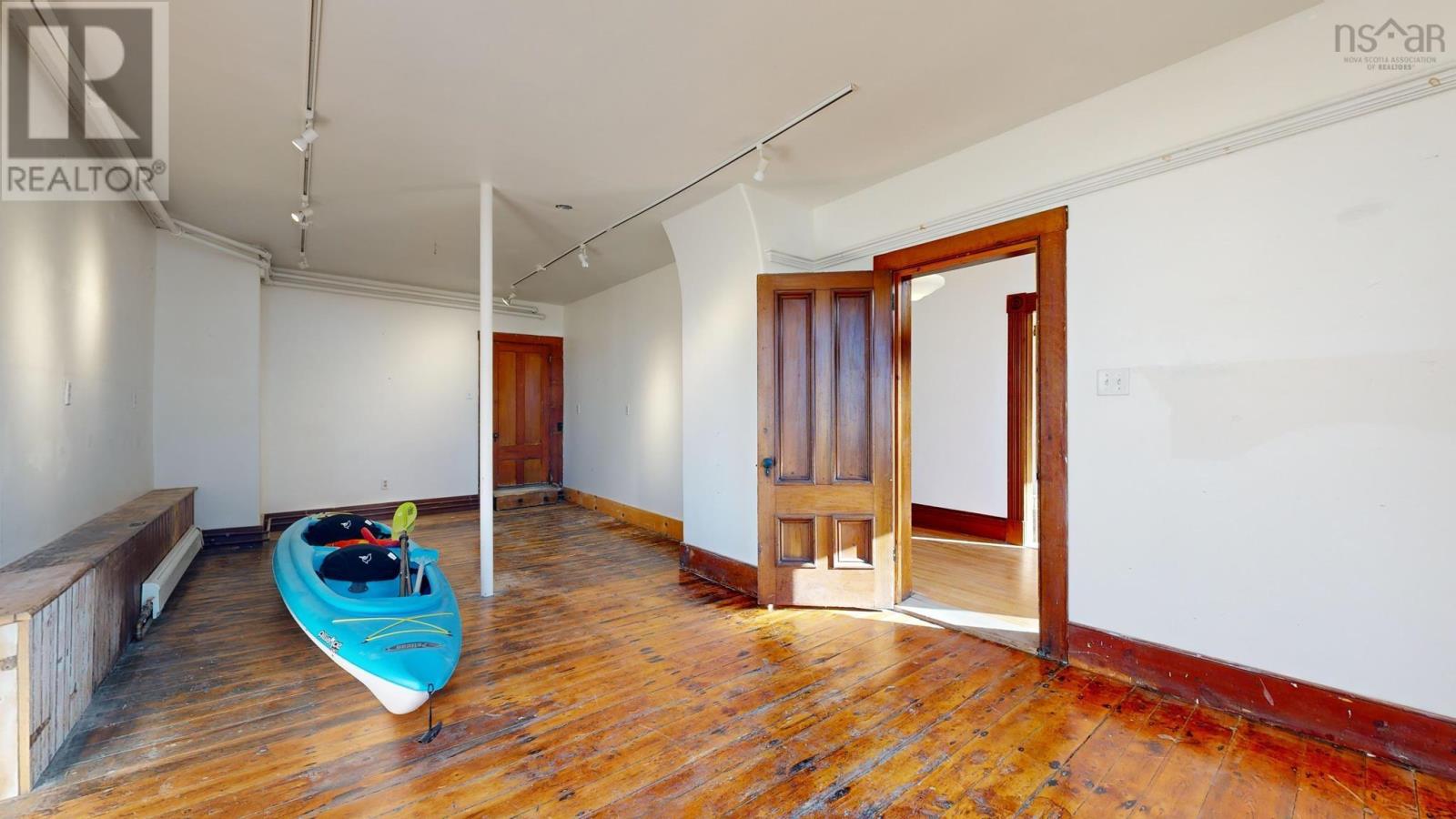 141 Pelham Street, Lunenburg, Nova Scotia  B0J 2C0 - Photo 40 - 202525209