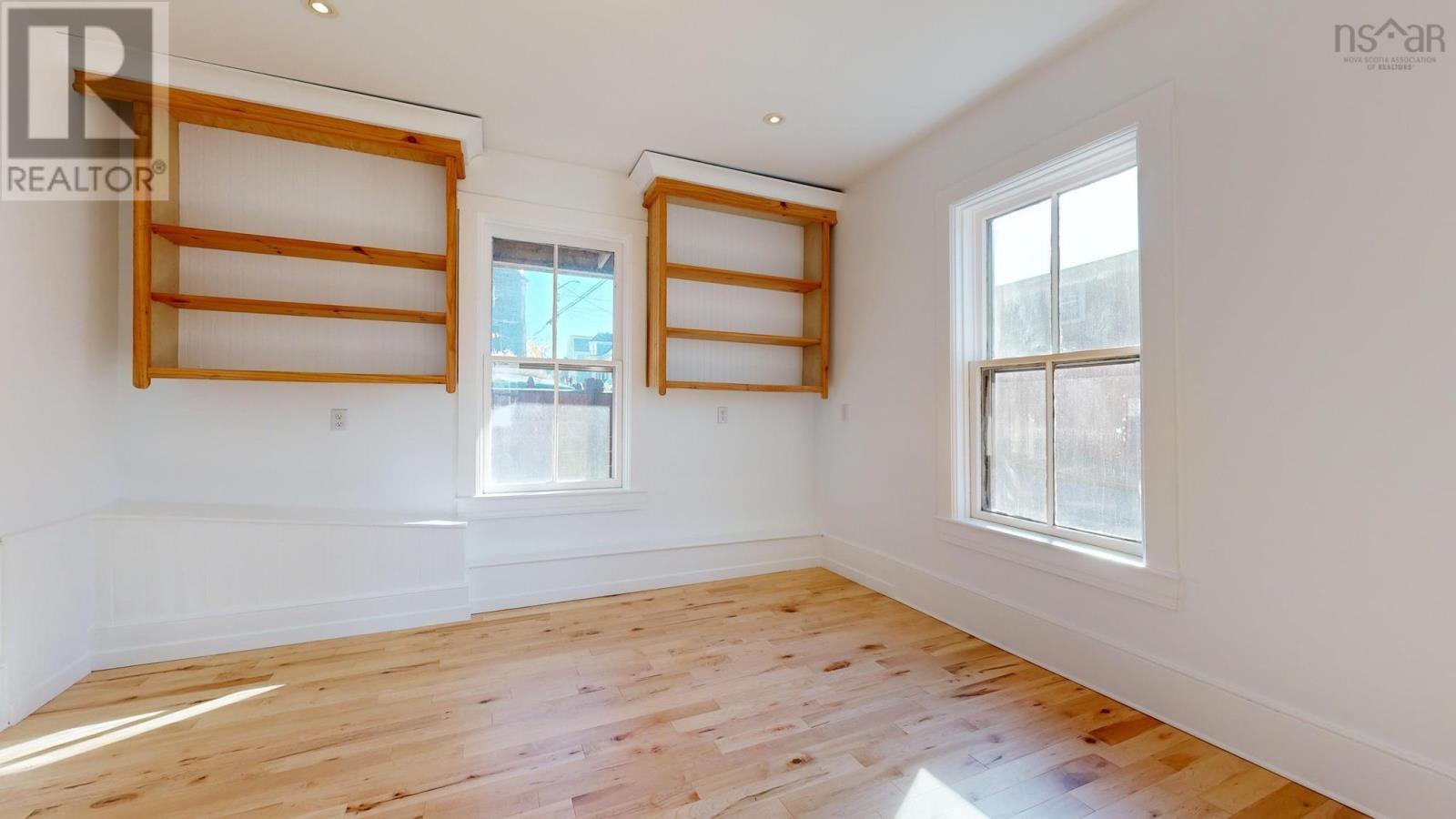 141 Pelham Street, Lunenburg, Nova Scotia  B0J 2C0 - Photo 39 - 202525209