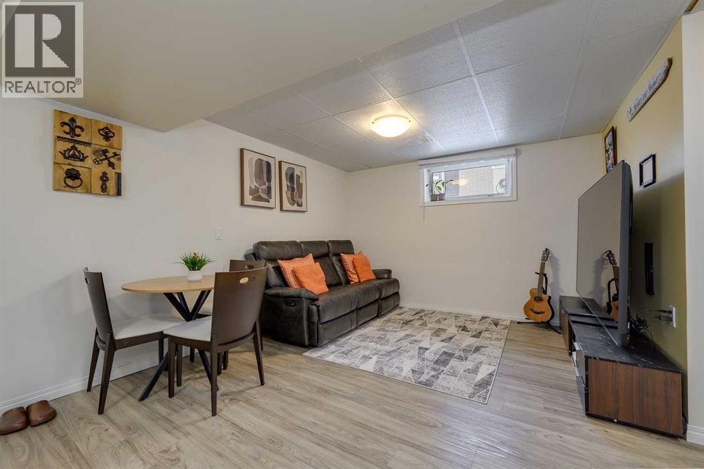 33 Wells Street, Red Deer, Alberta  T4N 5Y2 - Photo 18 - A2296533