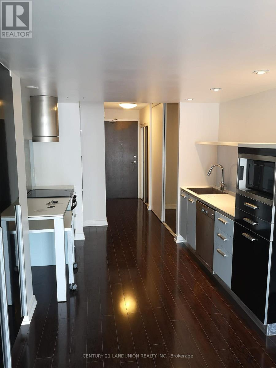 1015 - 38 Dan Leckie Way, Toronto, Ontario  M5V 2V6 - Photo 14 - C12932582