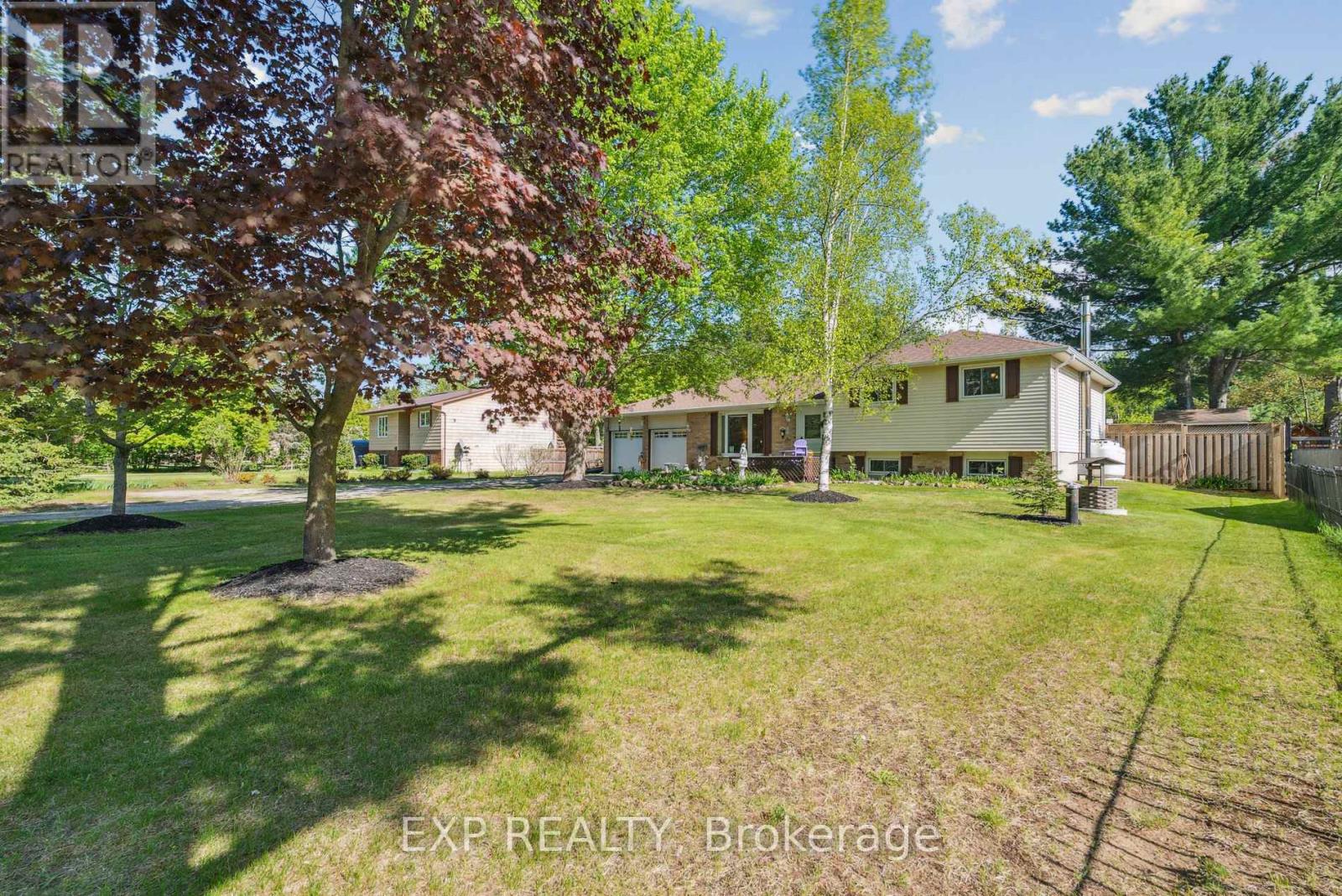 8245 Main Street, Adjala-Tosorontio, Ontario  L0M 1C0 - Photo 32 - N12648630