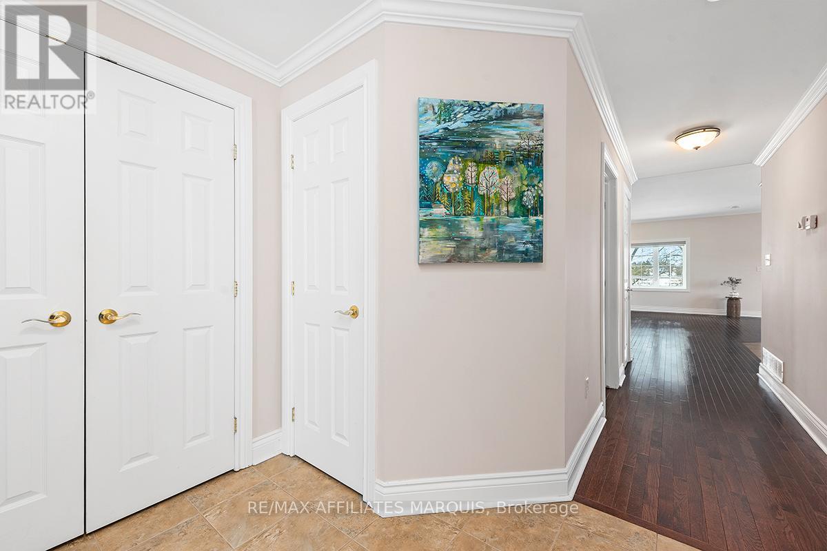 Unit 4 - 98 Queen Street, Smiths Falls, Ontario  K7A 3N4 - Photo 15 - X12917242