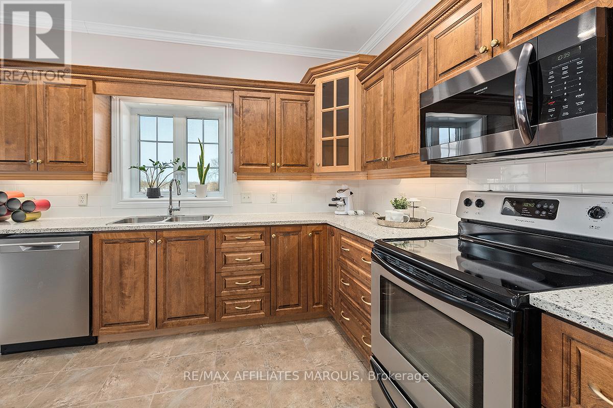 Unit 4 - 98 Queen Street, Smiths Falls, Ontario  K7A 3N4 - Photo 27 - X12917242