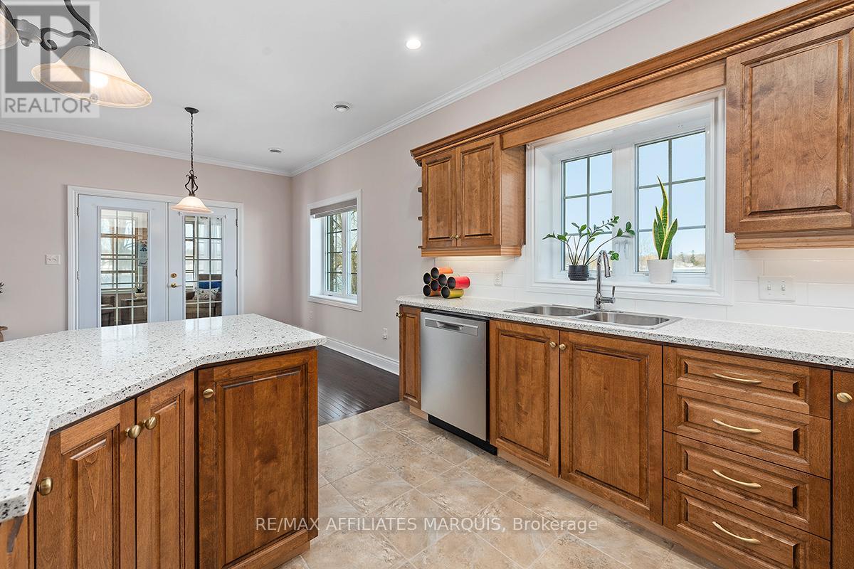 Unit 4 - 98 Queen Street, Smiths Falls, Ontario  K7A 3N4 - Photo 29 - X12917242