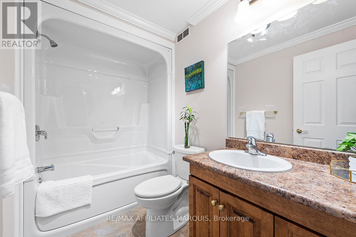 Unit 4 - 98 Queen Street, Smiths Falls, Ontario  K7A 3N4 - Photo 35 - X12917242