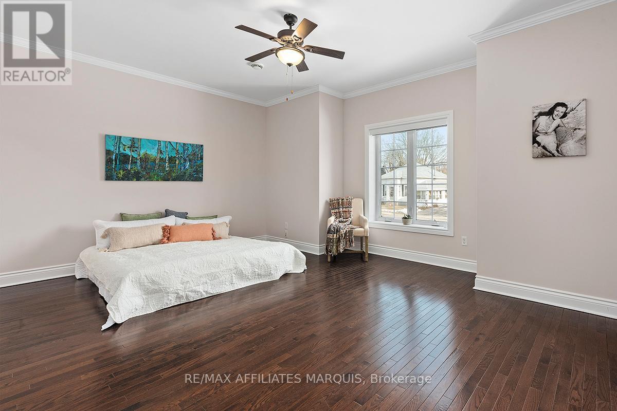 Unit 4 - 98 Queen Street, Smiths Falls, Ontario  K7A 3N4 - Photo 36 - X12917242