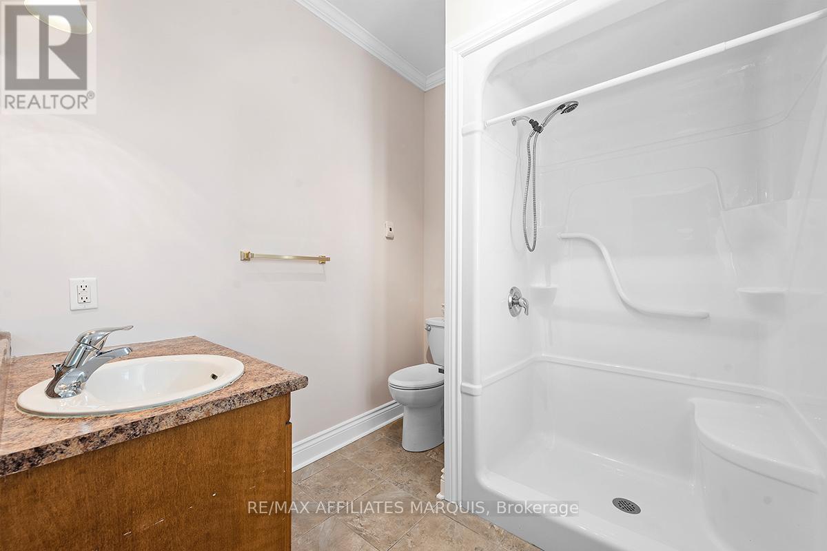 Unit 4 - 98 Queen Street, Smiths Falls, Ontario  K7A 3N4 - Photo 40 - X12917242