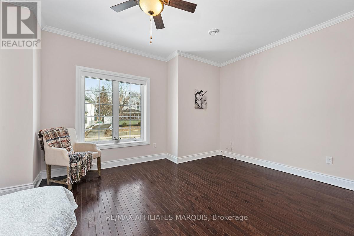 Unit 4 - 98 Queen Street, Smiths Falls, Ontario  K7A 3N4 - Photo 39 - X12917242