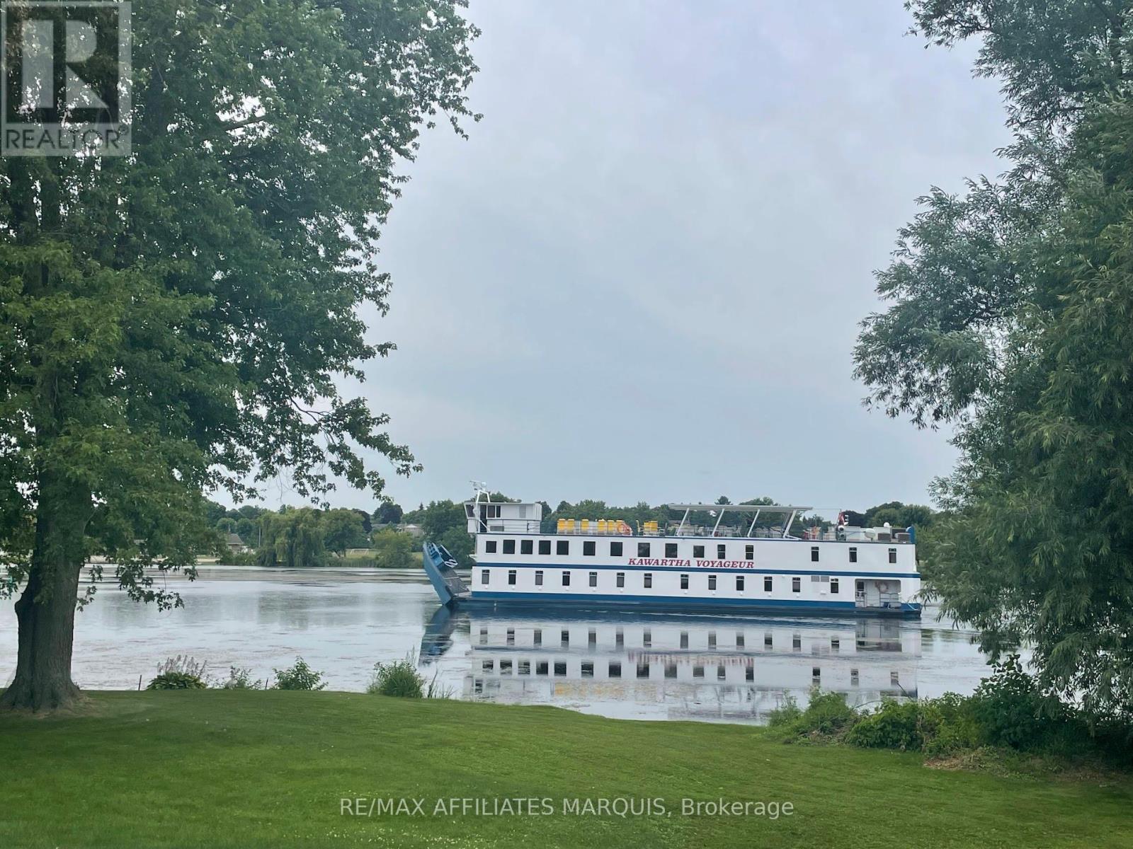 Unit 4 - 98 Queen Street, Smiths Falls, Ontario  K7A 3N4 - Photo 5 - X12917242