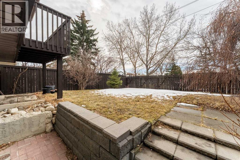 15 Scenic Rise Nw, Calgary, Alberta  T3L 1A6 - Photo 35 - A2293814