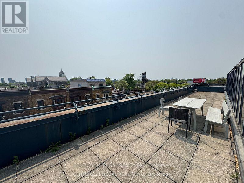 400 - 622 College Street, Toronto, Ontario  M6G 1B4 - Photo 10 - C12932954