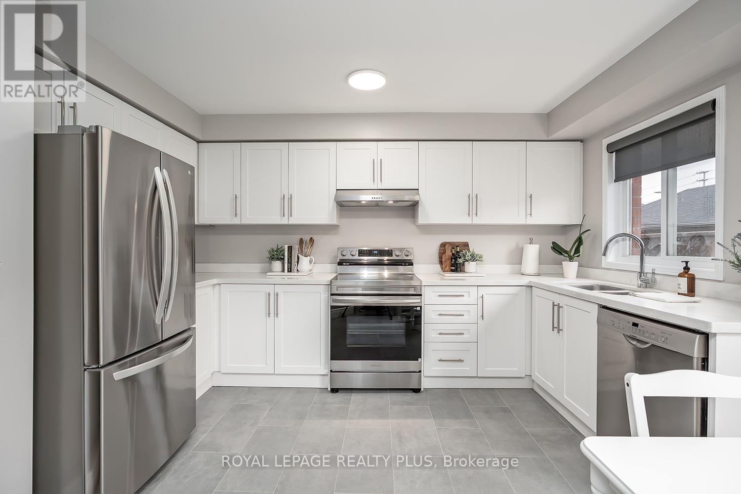 5887 Shelford Terrace, Mississauga, Ontario  L5M 6J9 - Photo 12 - W12928962