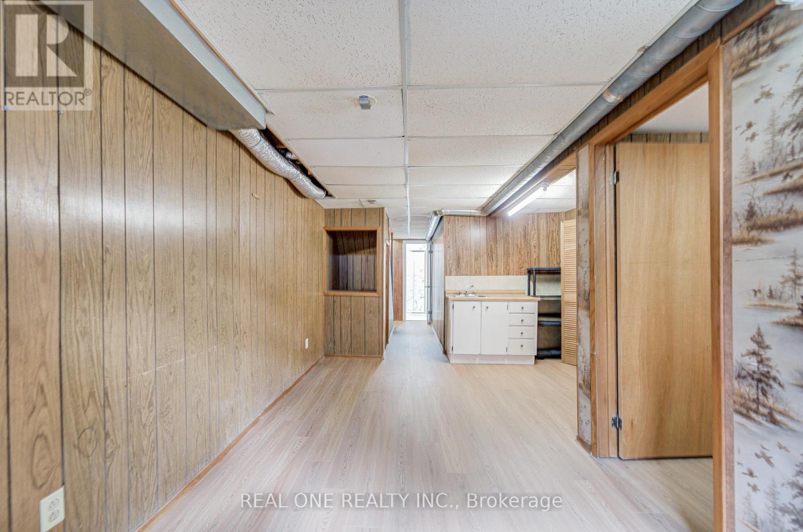 81 Elsa Vine Way, Toronto, Ontario M2J 4H8 - Photo 33 - C12929042