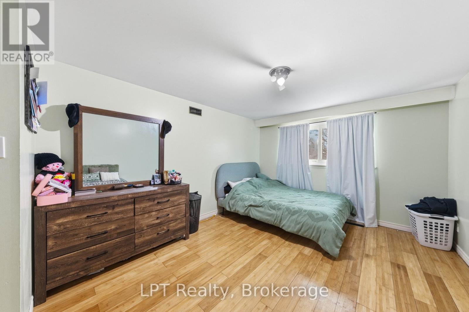 7 Briarbluff Avenue, Toronto, Ontario  M1E 3H2 - Photo 13 - E12932978