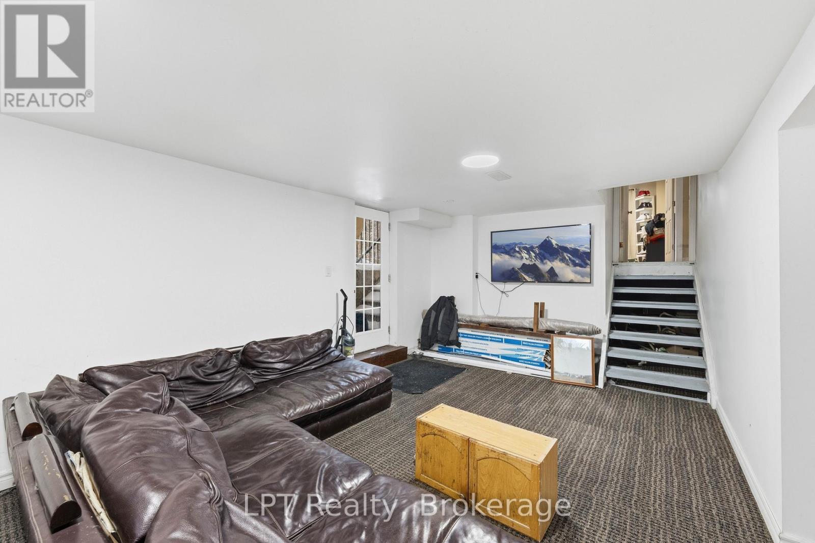 7 Briarbluff Avenue, Toronto, Ontario  M1E 3H2 - Photo 17 - E12932978