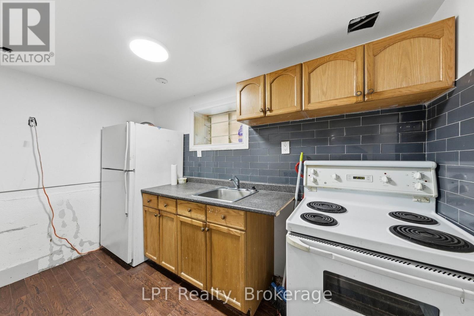 7 Briarbluff Avenue, Toronto, Ontario  M1E 3H2 - Photo 19 - E12932978