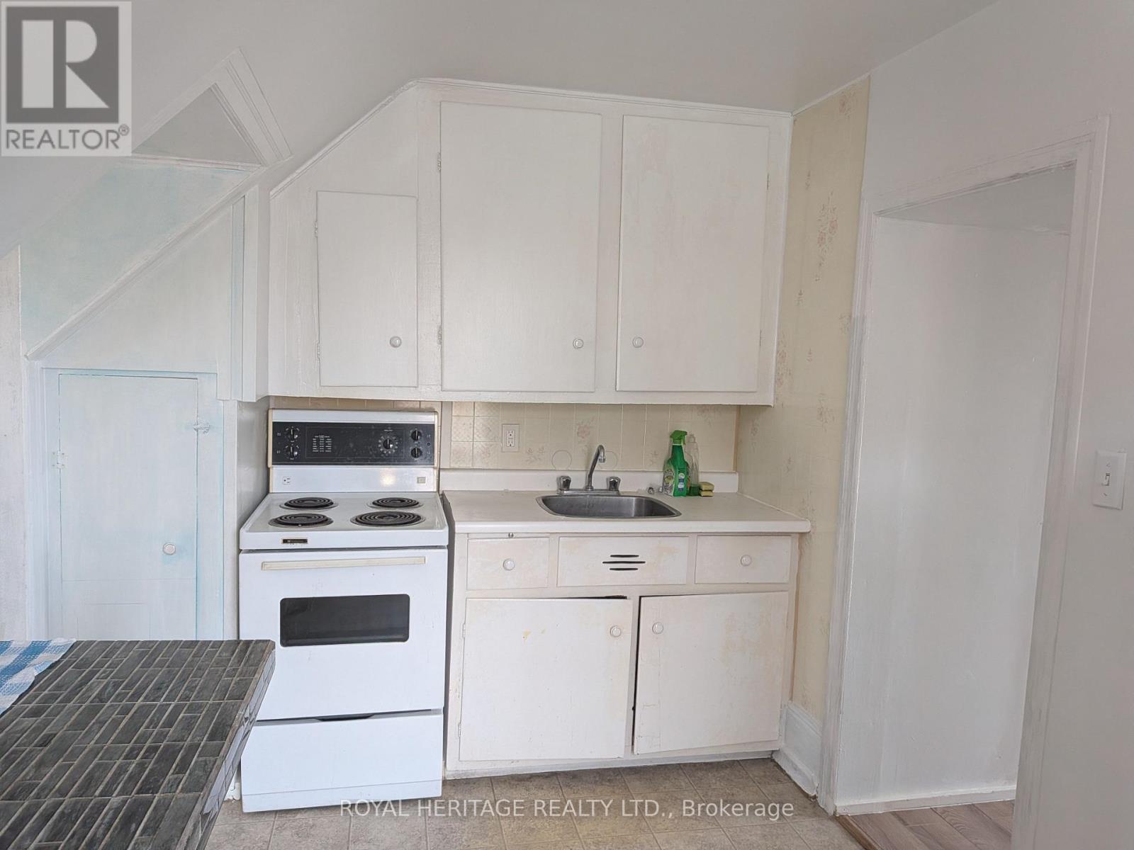 1 - 75 Charles Street, Oshawa, Ontario  L1H 4X8 - Photo 4 - E12932990