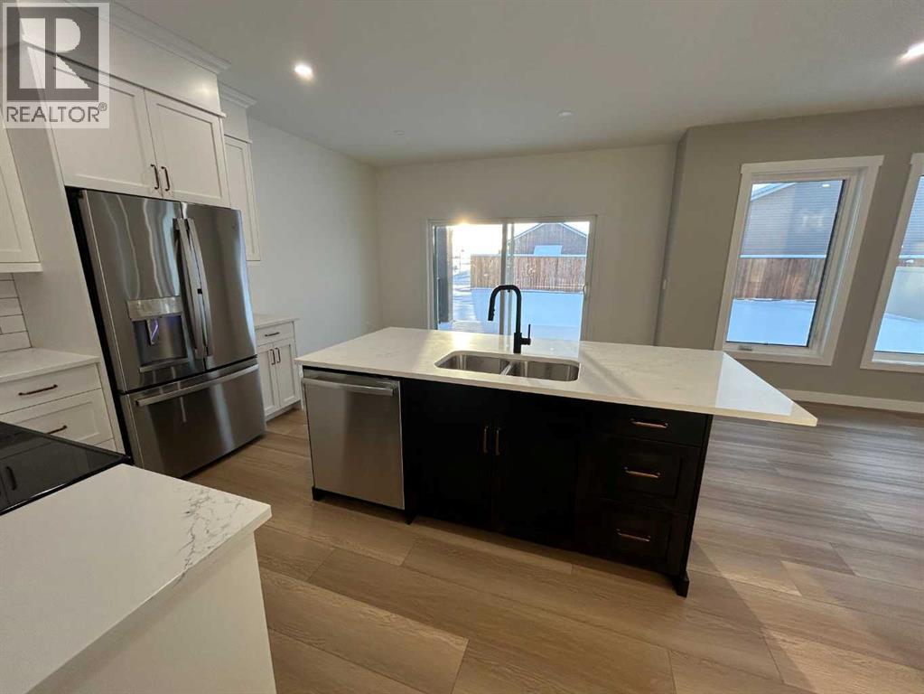 4 Williams Avenue, Olds, Alberta  T4H 0H1 - Photo 5 - A2292439