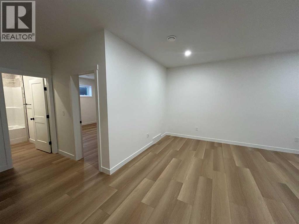 4 Williams Avenue, Olds, Alberta  T4H 0H1 - Photo 30 - A2292439