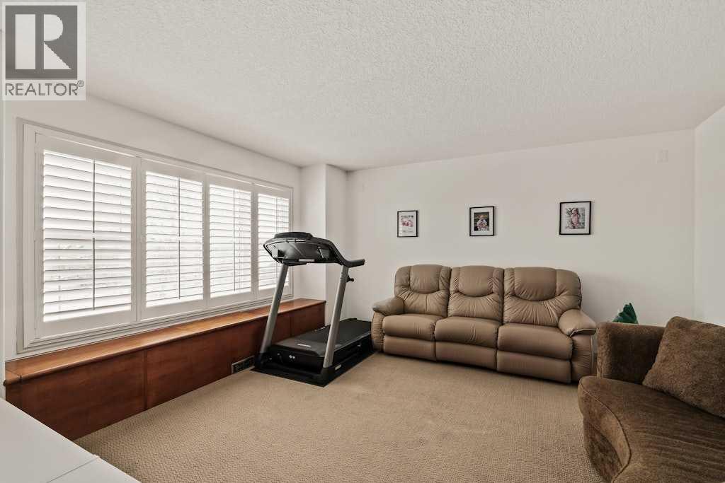 164 West Creek Landing, Chestermere, Alberta  T1X 1R8 - Photo 32 - A2296882