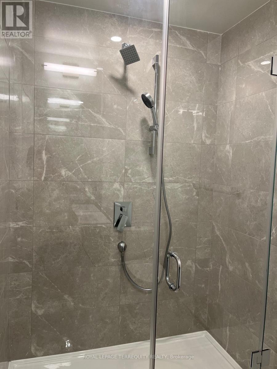 905 - 5 Quarrington Lane, Toronto, Ontario  M3C 1H7 - Photo 18 - C12932976