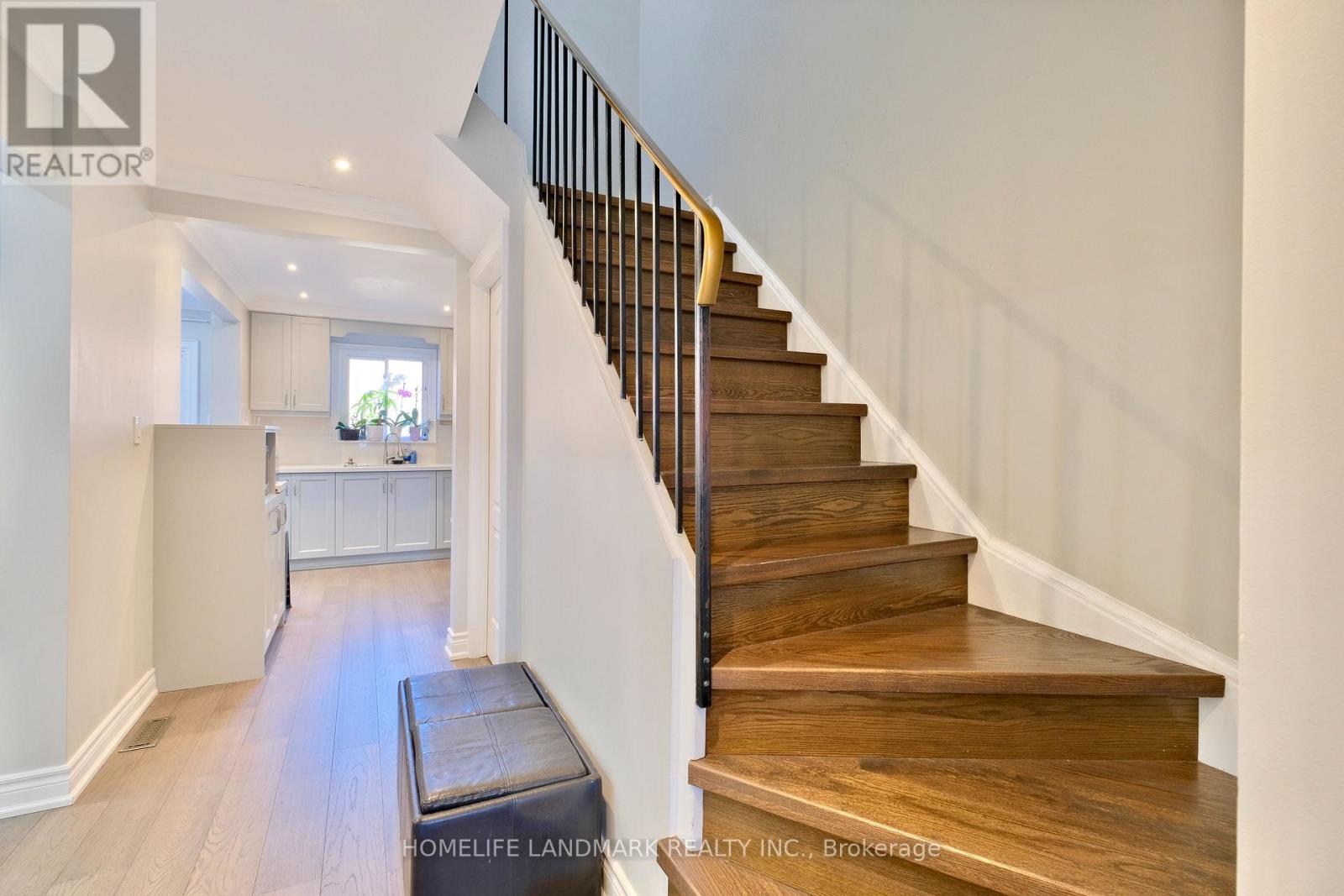 109 Tangmere Crescent, Markham, Ontario  L3R 6Y3 - Photo 12 - N12932966