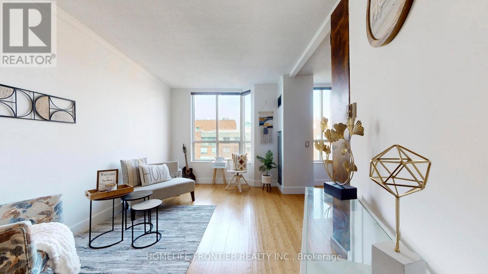 806 - 284 BLOOR STREET, Toronto, Ontario