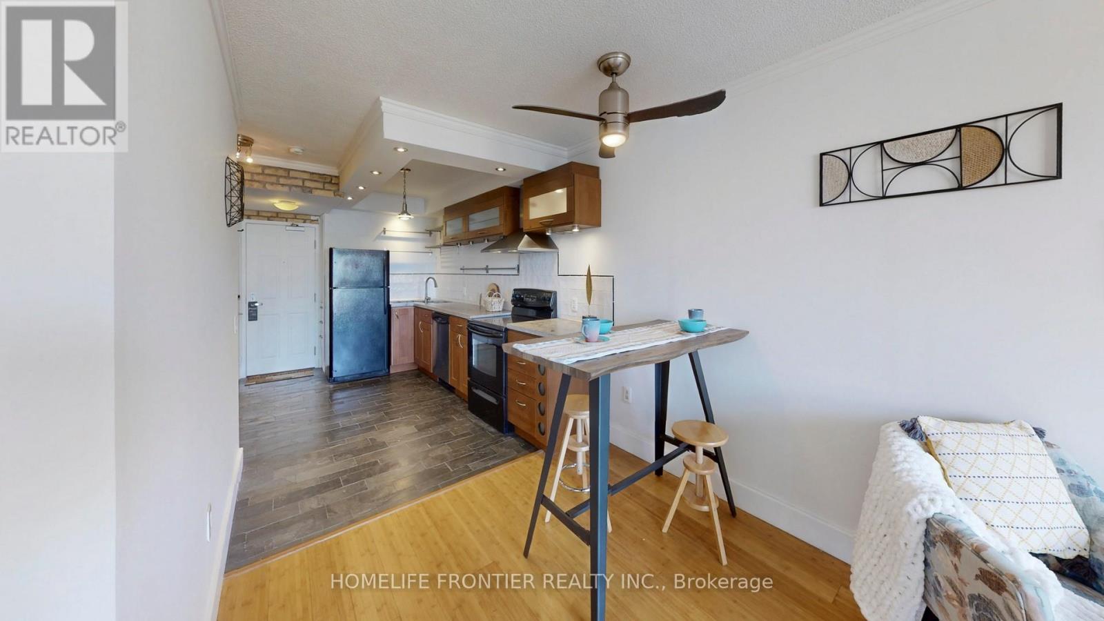 806 - 284 Bloor Street, Toronto, Ontario  M5S 3B8 - Photo 4 - C12908450