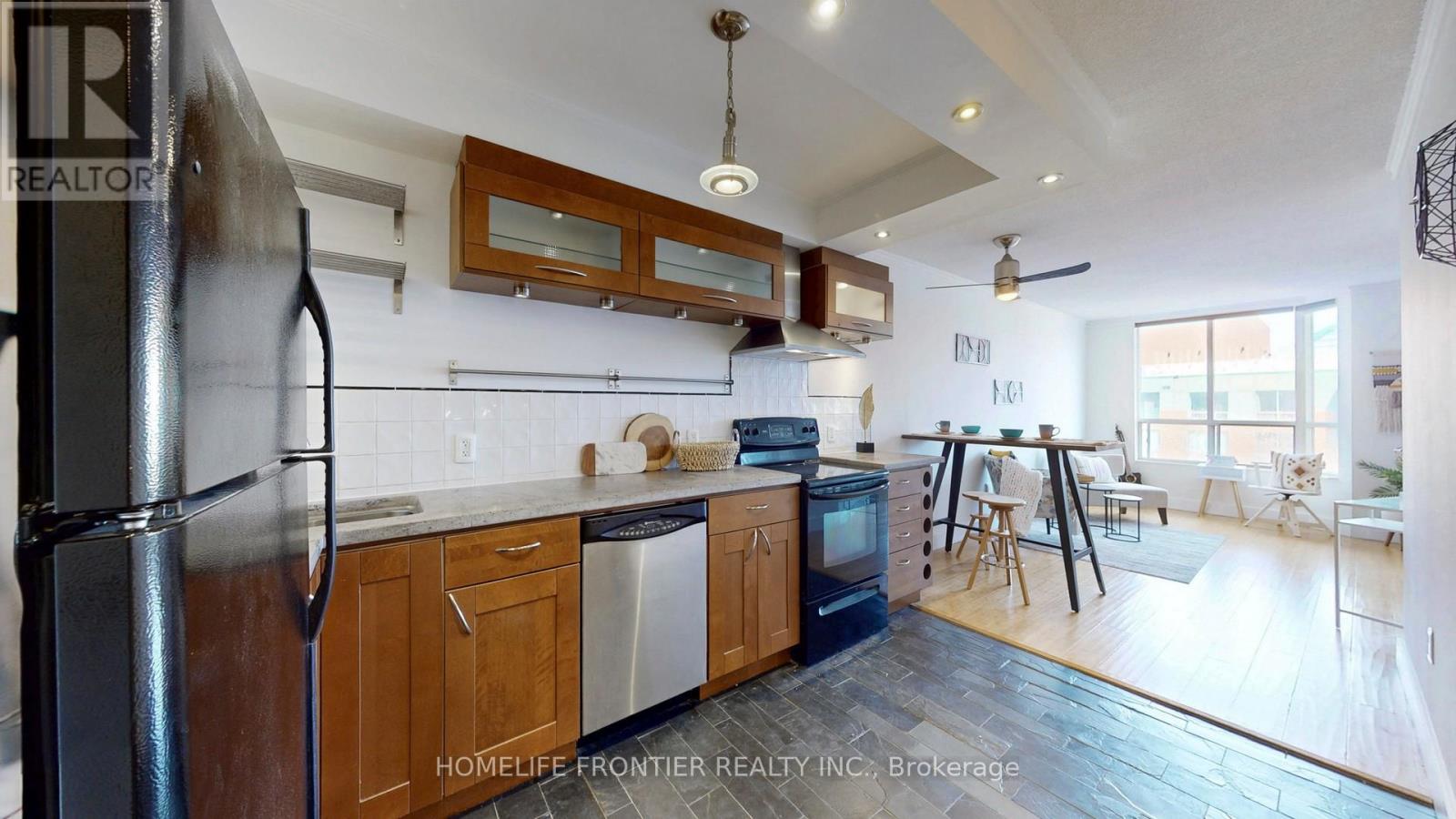 806 - 284 Bloor Street, Toronto, Ontario  M5S 3B8 - Photo 7 - C12908450