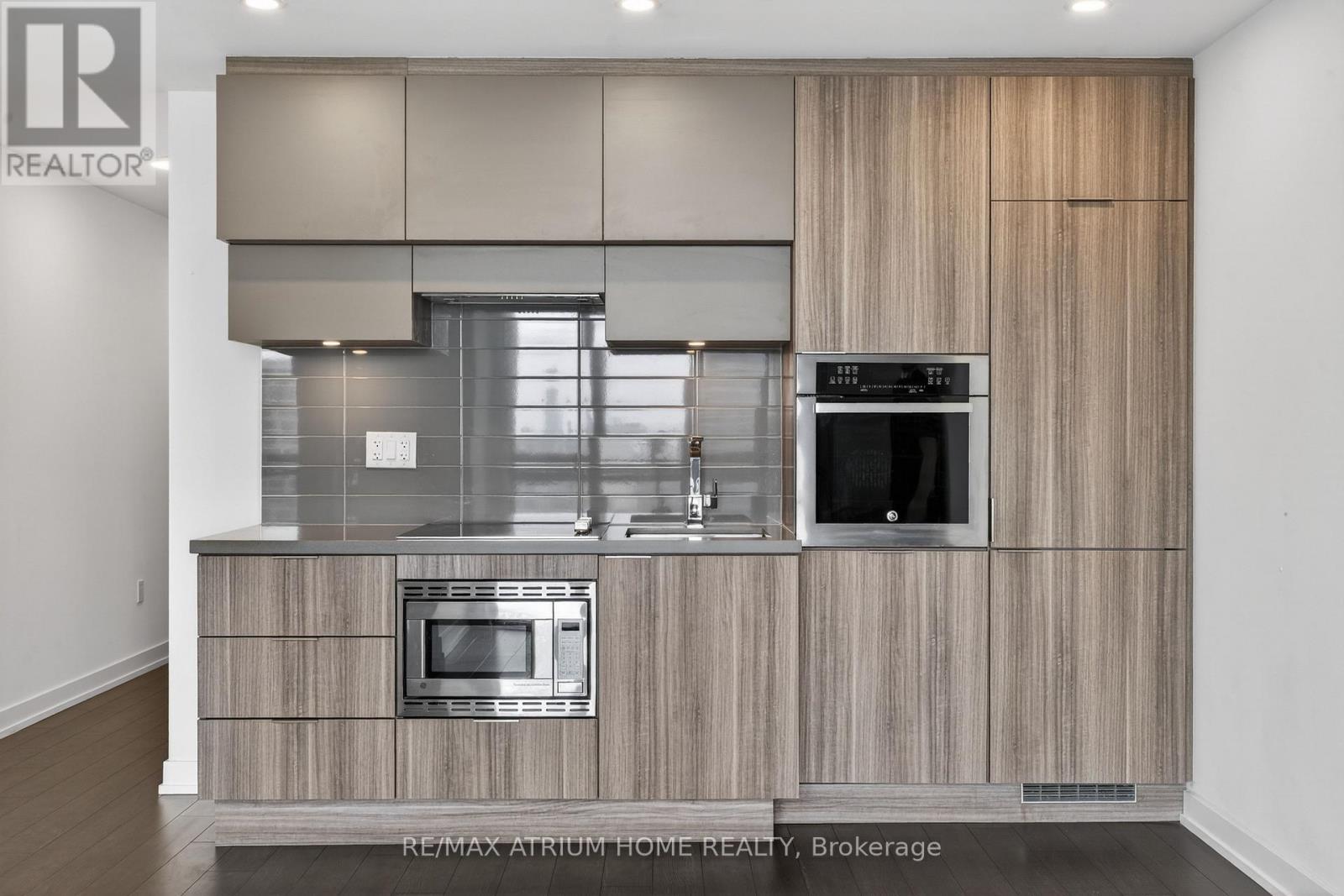 1804 - 39 Roehampton Avenue, Toronto, Ontario  M4P 0G1 - Photo 21 - C12932670