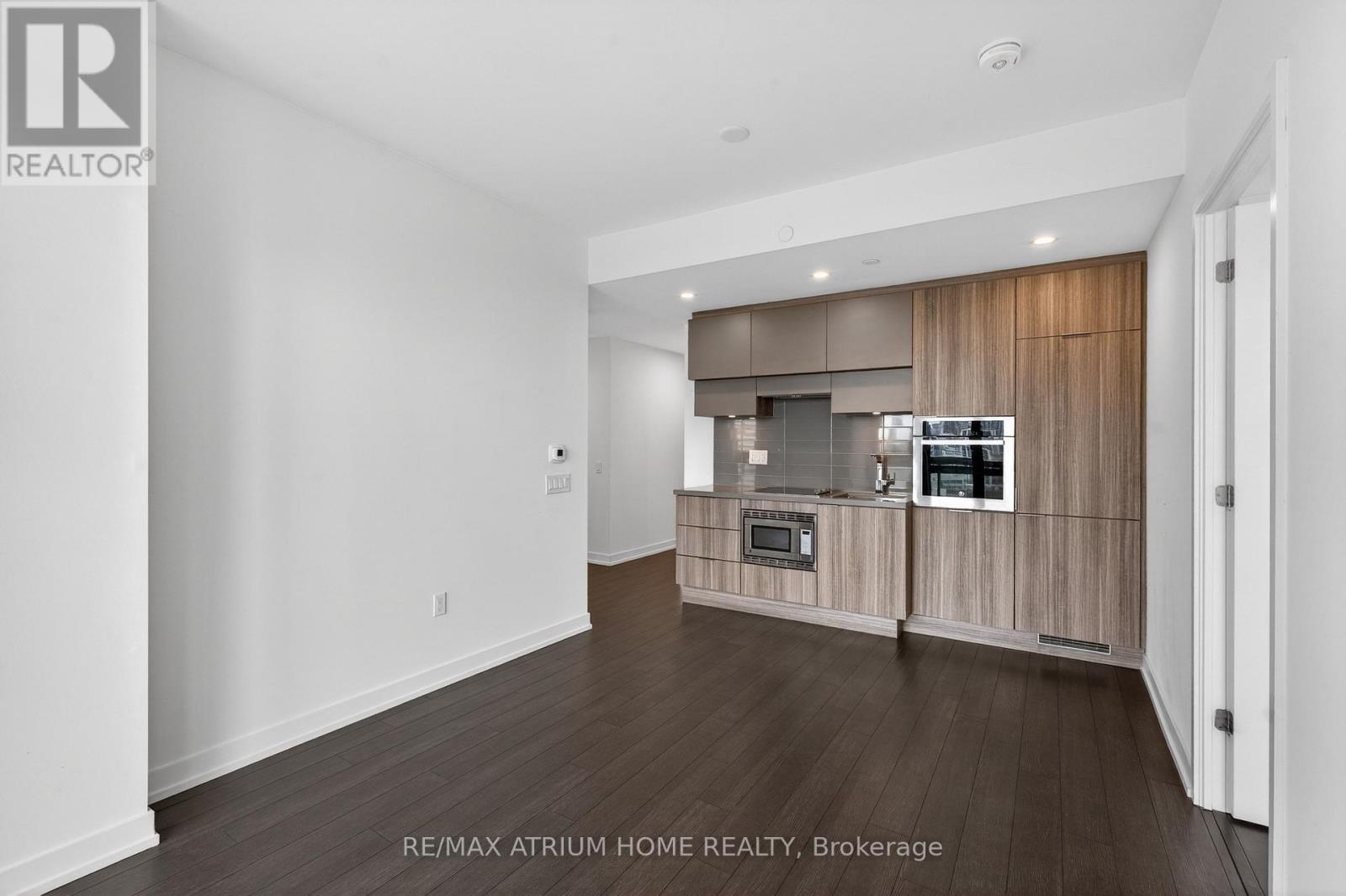 1804 - 39 Roehampton Avenue, Toronto, Ontario  M4P 0G1 - Photo 18 - C12932670