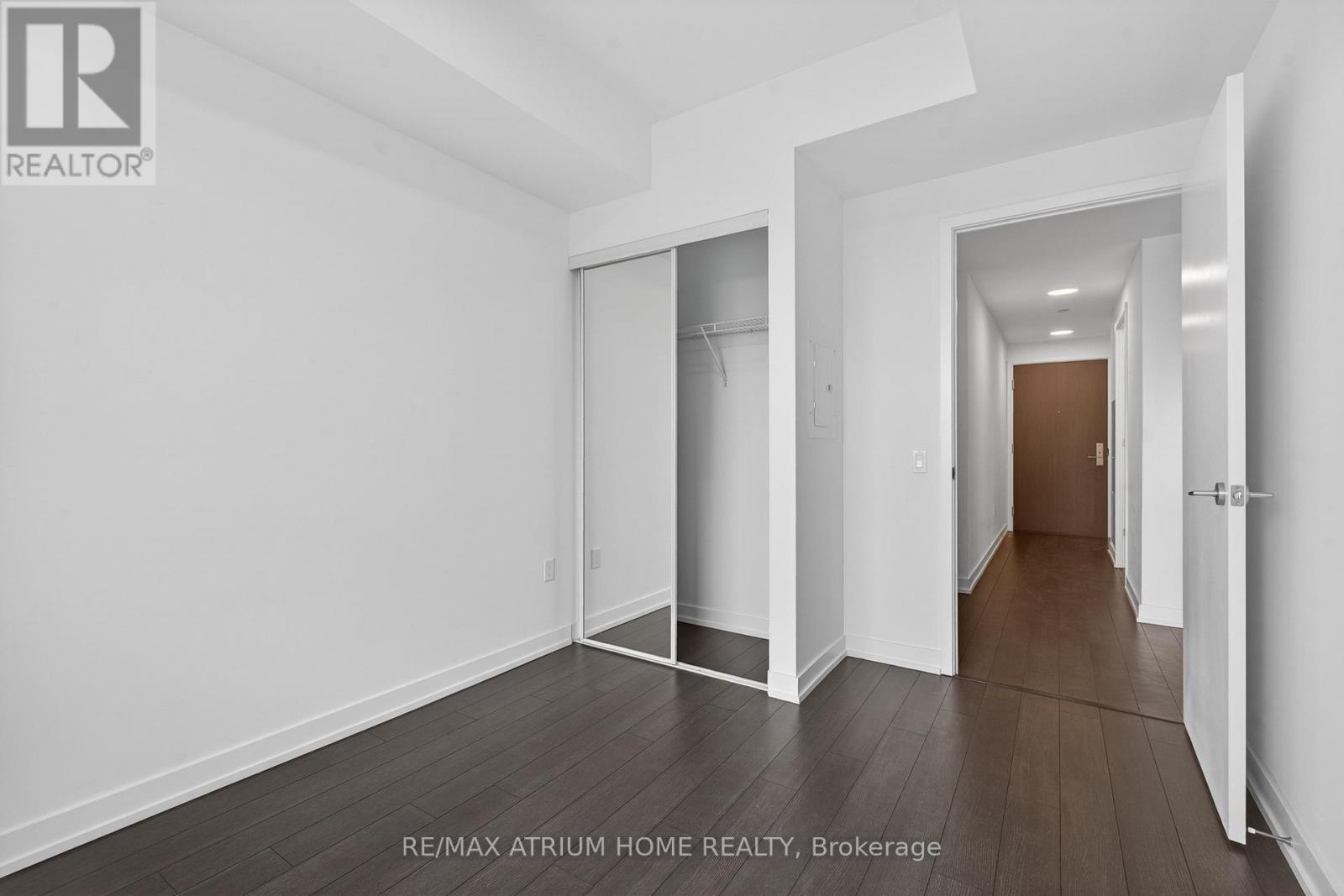 1804 - 39 Roehampton Avenue, Toronto, Ontario  M4P 0G1 - Photo 9 - C12932670