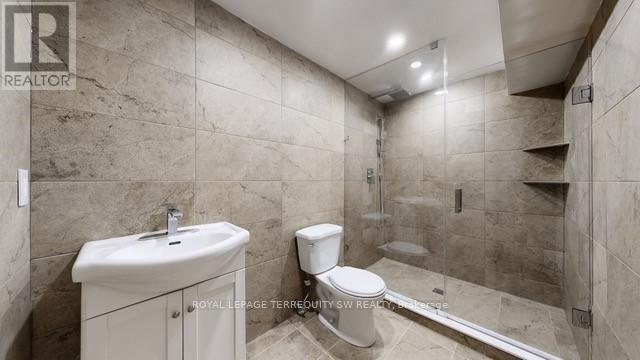 19 Hawthorne Road, Toronto, Ontario  M9R 1N9 - Photo 24 - W12932956