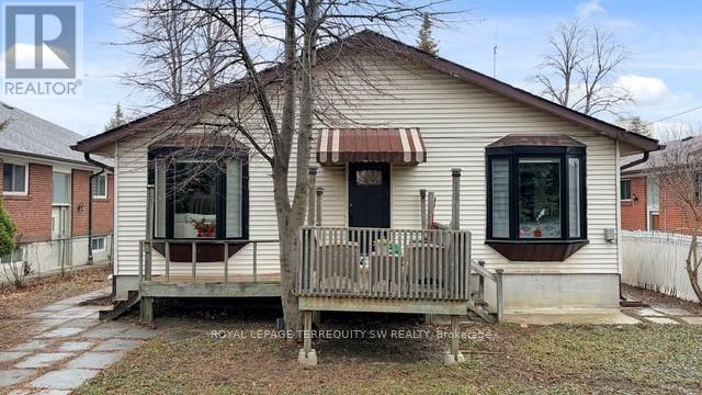 19 Hawthorne Road, Toronto, Ontario  M9R 1N9 - Photo 28 - W12932956