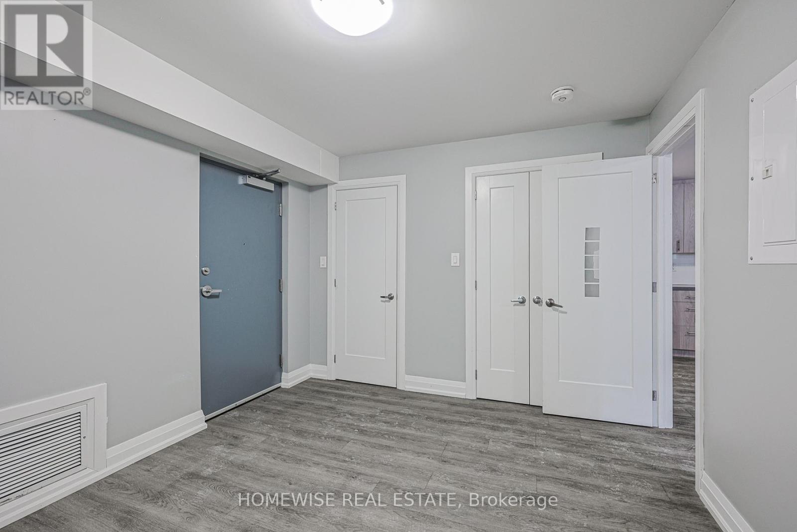 B01 - 814 Glencairn Avenue, Toronto, Ontario  M6B 2A3 - Photo 14 - W12932960