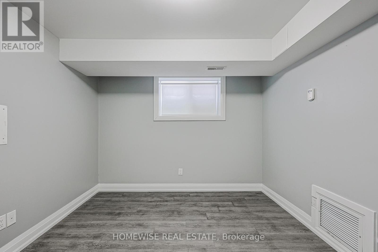 B01 - 814 Glencairn Avenue, Toronto, Ontario  M6B 2A3 - Photo 15 - W12932960