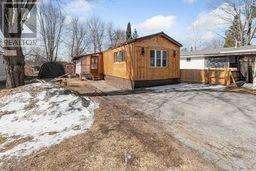 15 Kavanagh Drive Kavanagh Drive S, Rideau Lakes, Ontario  K7A 4S5 - Photo 5 - X12920972
