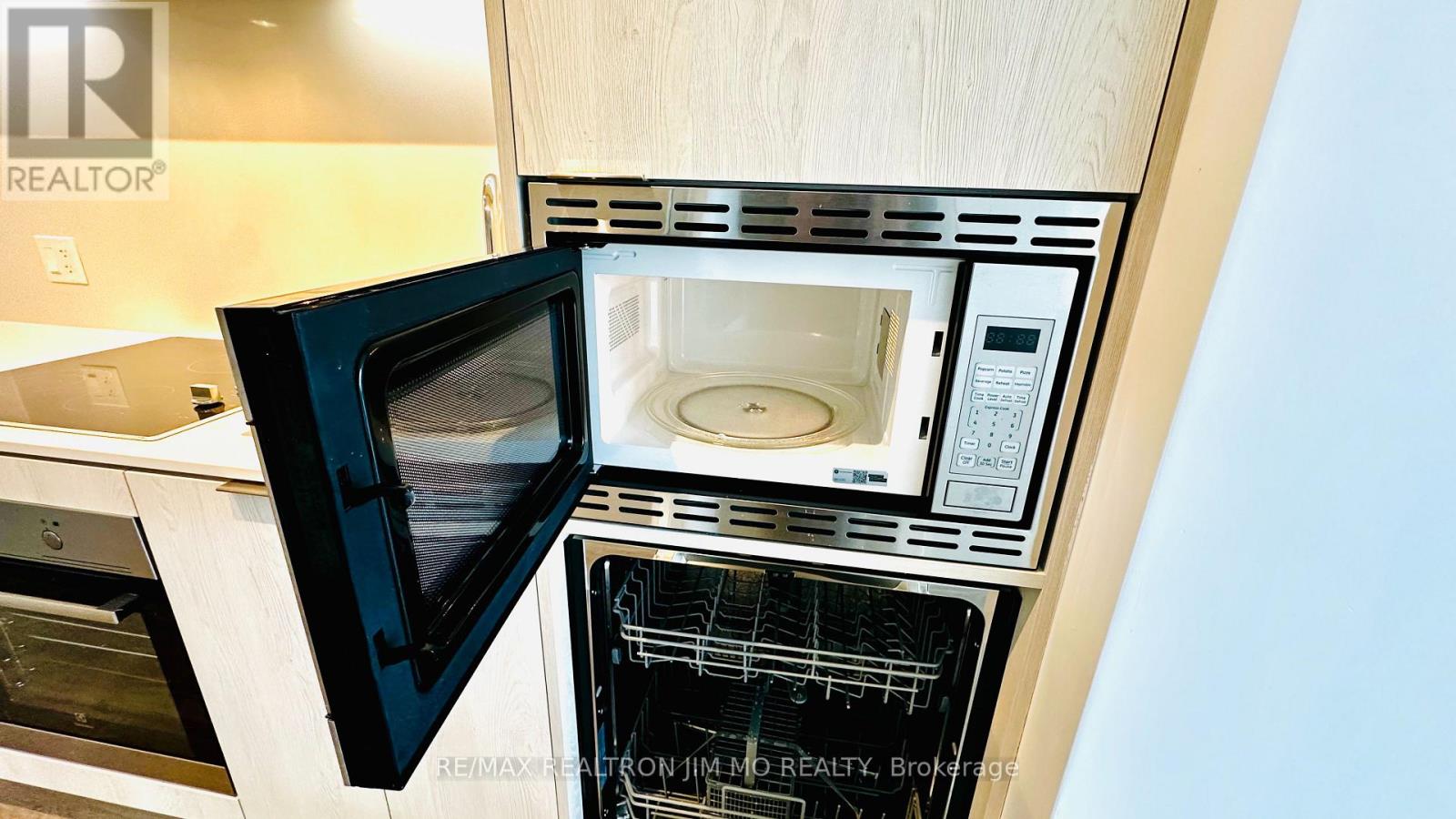 1521 - 1 Jarvis Street, Hamilton, Ontario  L8R 3J2 - Photo 16 - X12932972