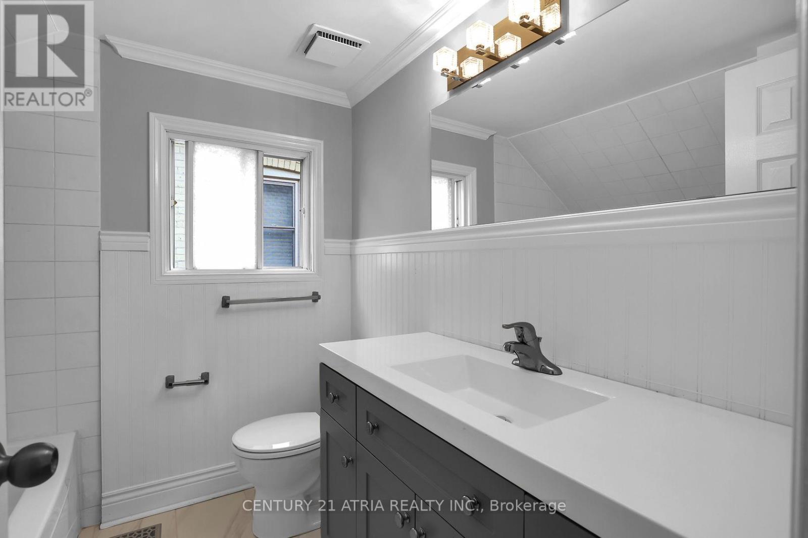 379 Grosvenor Street, London East, Ontario  N6A 1Z2 - Photo 24 - X12932986