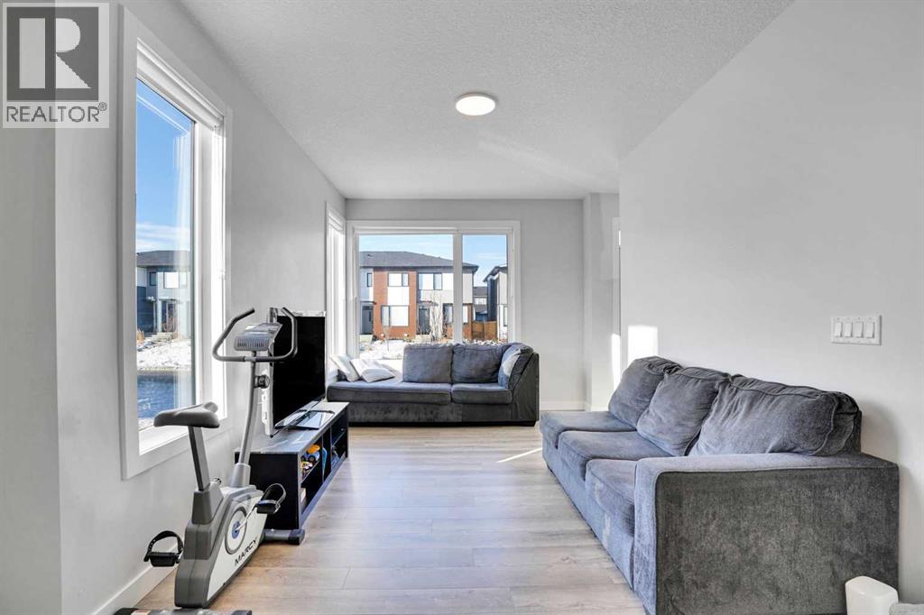 109 Homestead Boulevard Ne, Calgary, Alberta  T3J 2H1 - Photo 8 - A2288623