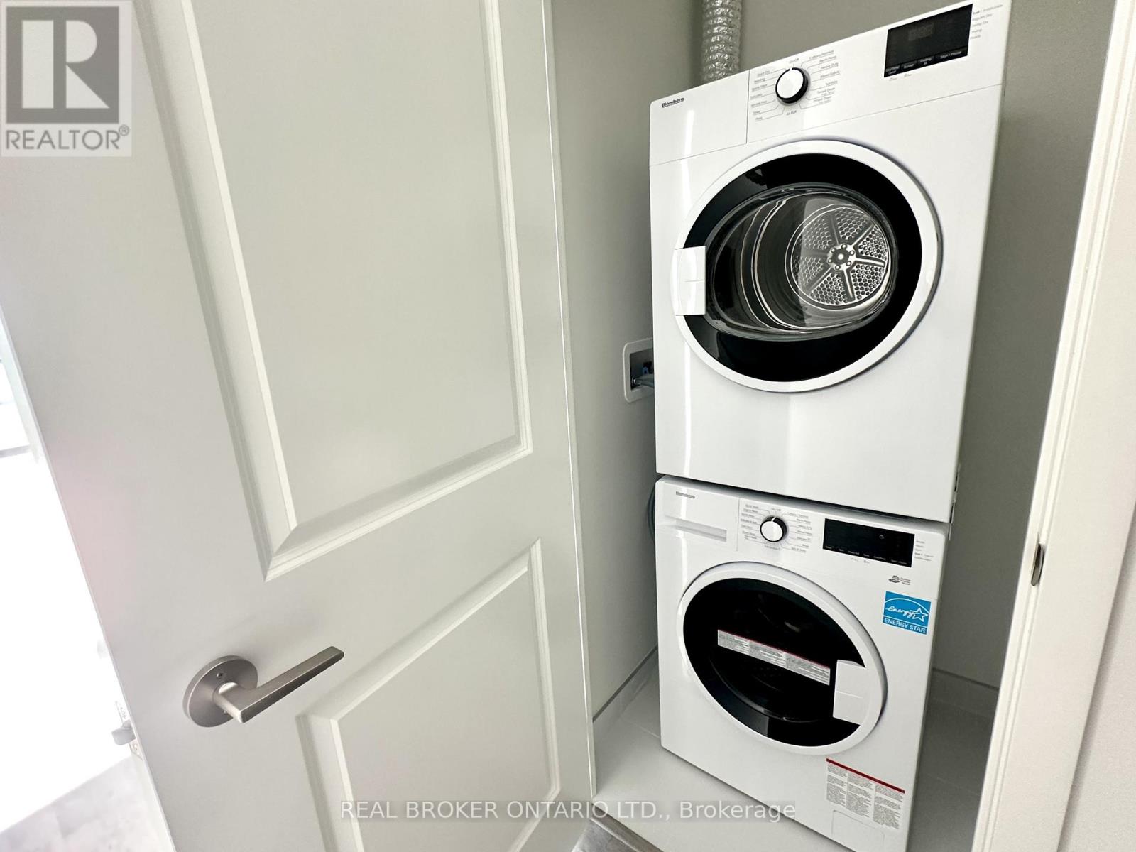 1902a - 30 Upper Mall Way, Vaughan, Ontario  L4J 0L7 - Photo 18 - N12932998