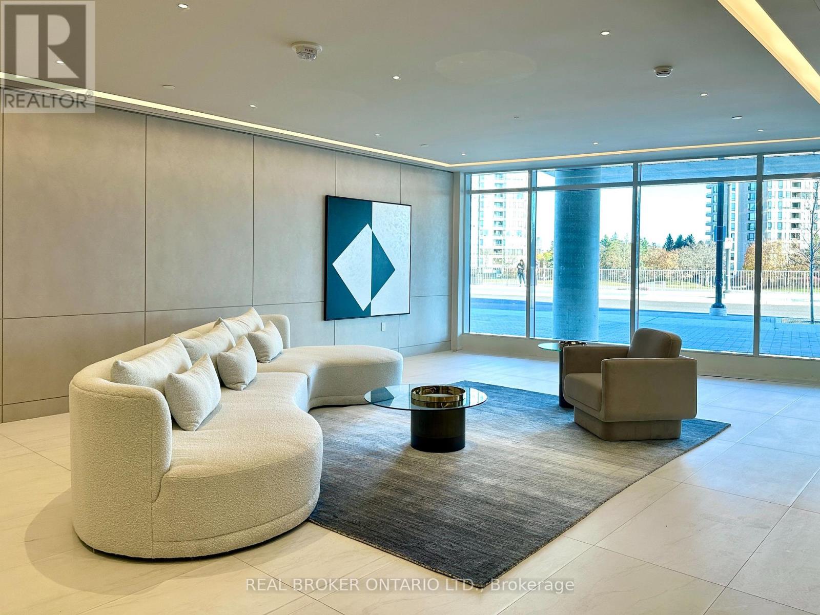 1902a - 30 Upper Mall Way, Vaughan, Ontario  L4J 0L7 - Photo 3 - N12932998